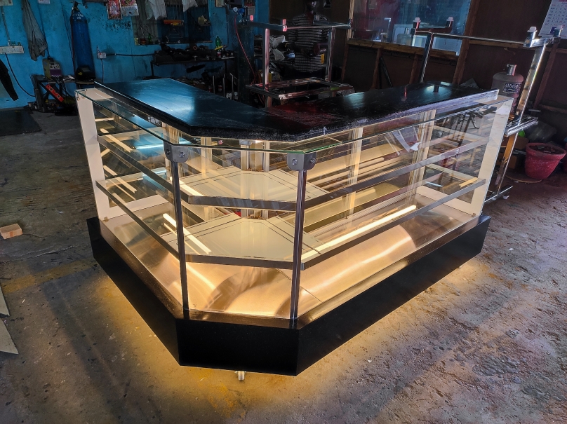 Bakery Bend Display