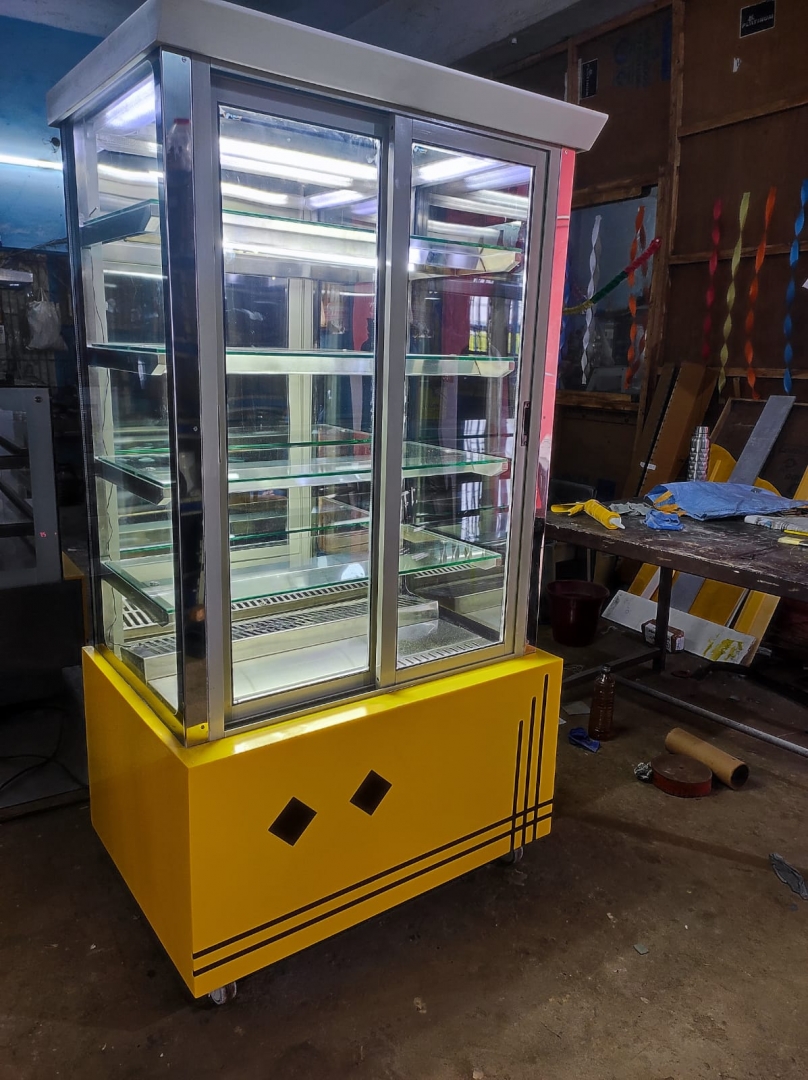 Vertical Cooler Display